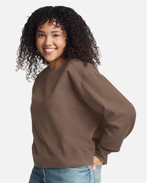 1566L Women's Garment-Dyed Mid-Length Crewneck Sweatshirt in 