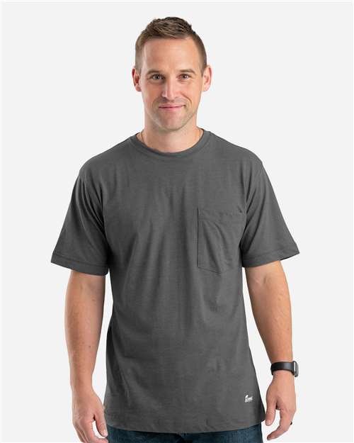 Berne Apparel BSM38 Men's Lightweight Performance Pocket T-Shirt in 