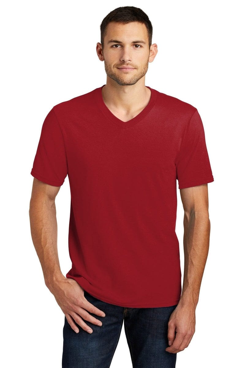 District DT6500 Very Important Tee, V-Neck in 