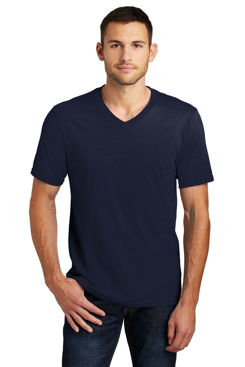 District DT6500 Very Important Tee, V-Neck in 