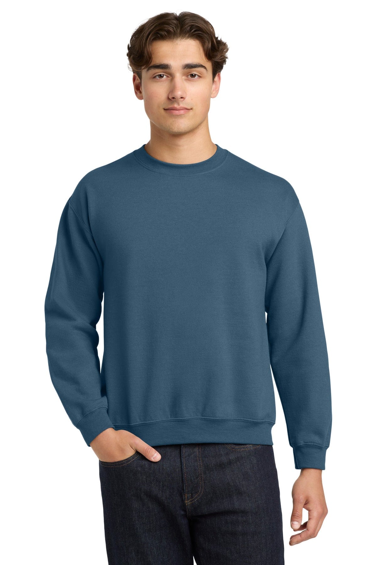 Gildan 18000 Heavy Blend Crewneck Sweatshirt in 