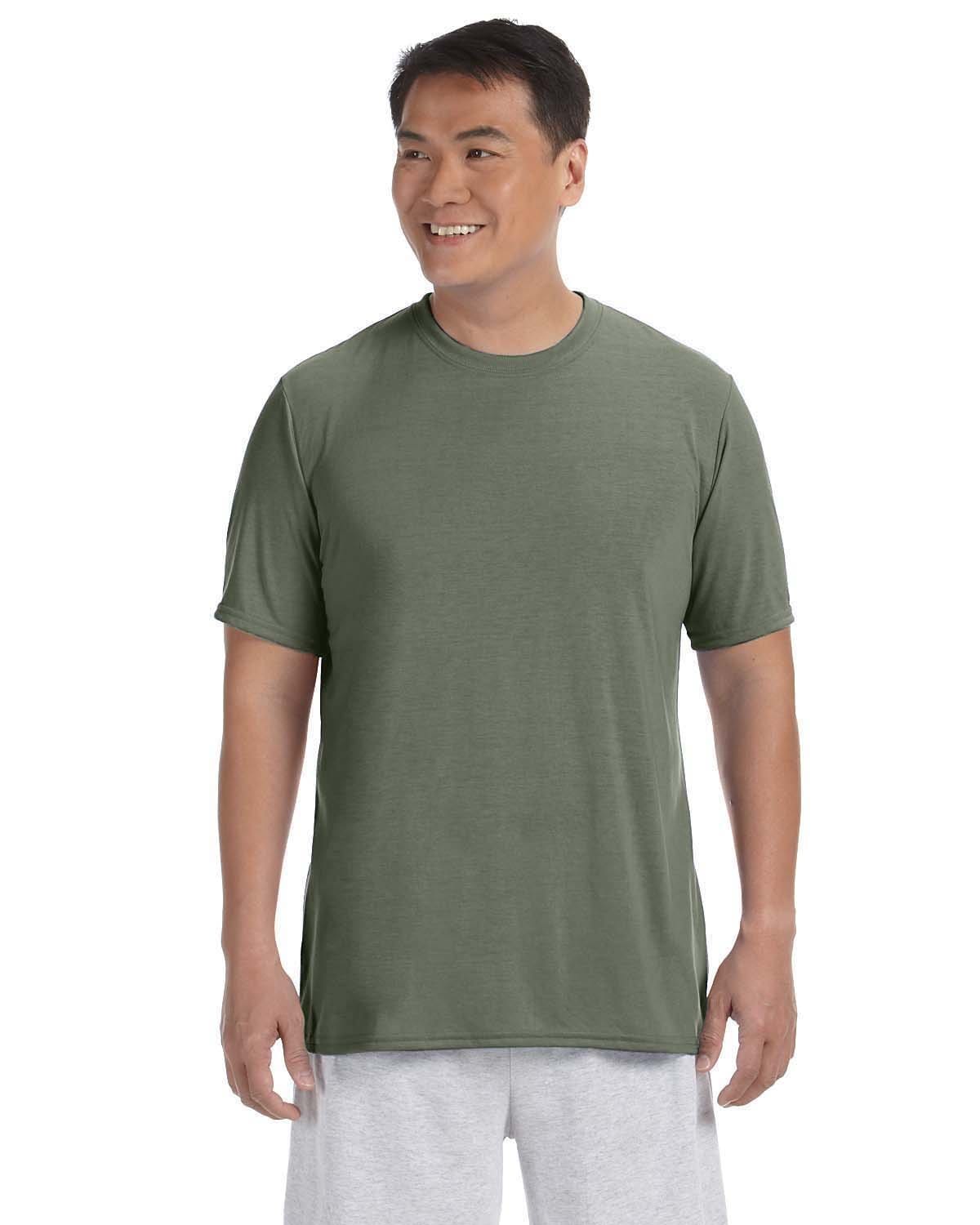 Gildan 42000 Adult Performance T-Shirt in Military Green