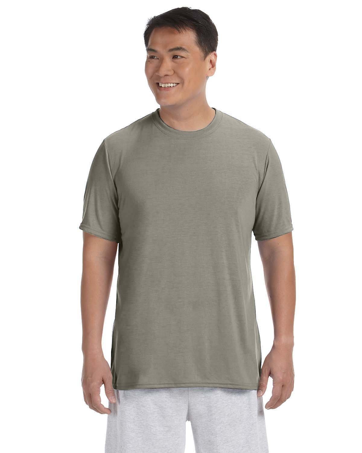Gildan 42000 Adult Performance T-Shirt in Praire Dust