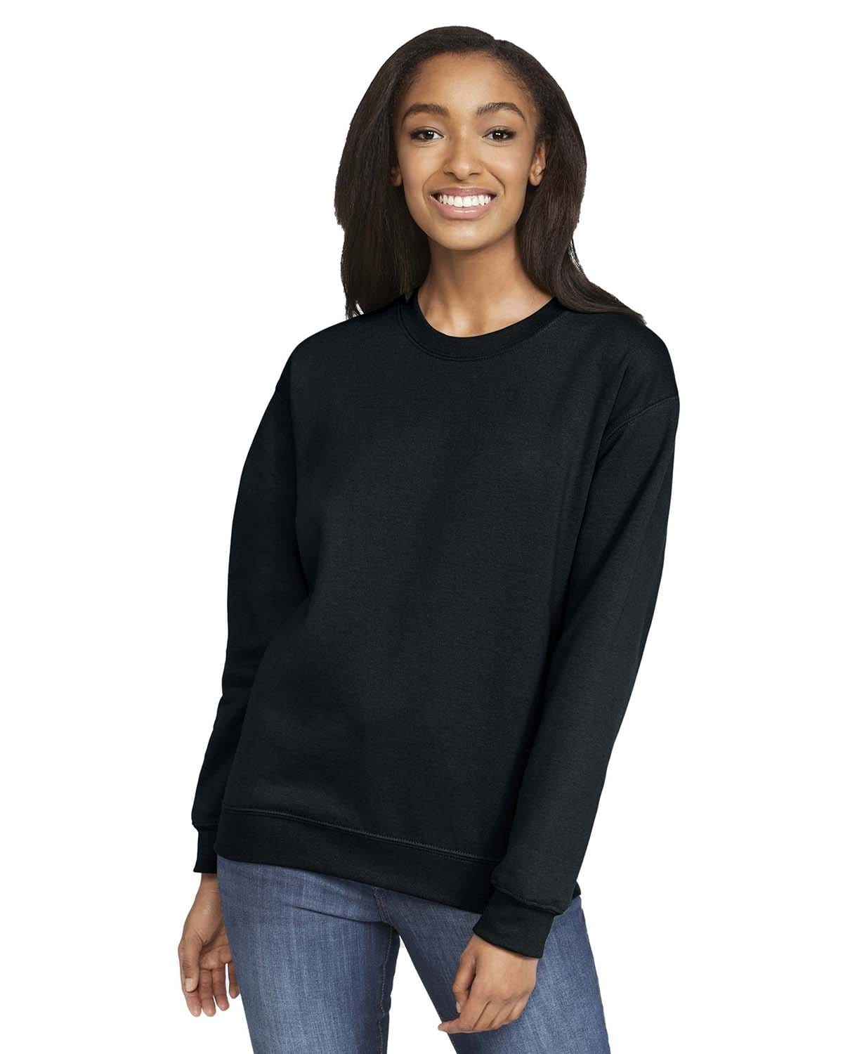 Gildan SF000 Adult Softstyle Fleece Crew Sweatshirt in 