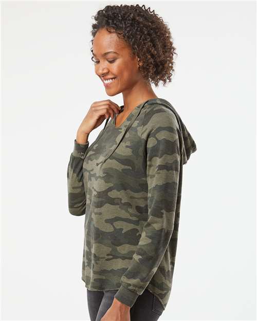 Independent Trading Co. PRM2500 Women’s Lightweight California Wave Wash Hooded Sweatshirt in Forest Camo Heather