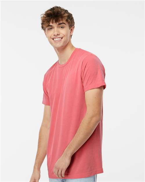 M&O 9529 S / Watermelon M&O 6500M-Unisex Vintage Garment-Dyed T-Shirt