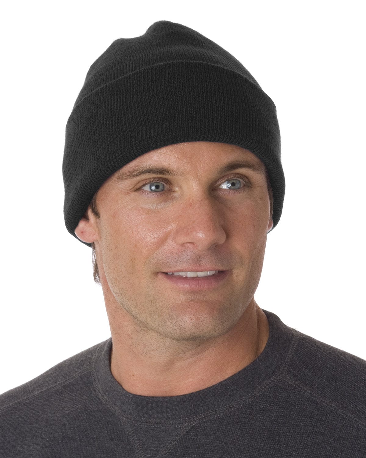Bayside Headwear Bayside BA3825: 100% Acrylic Knit Cuff Beanie