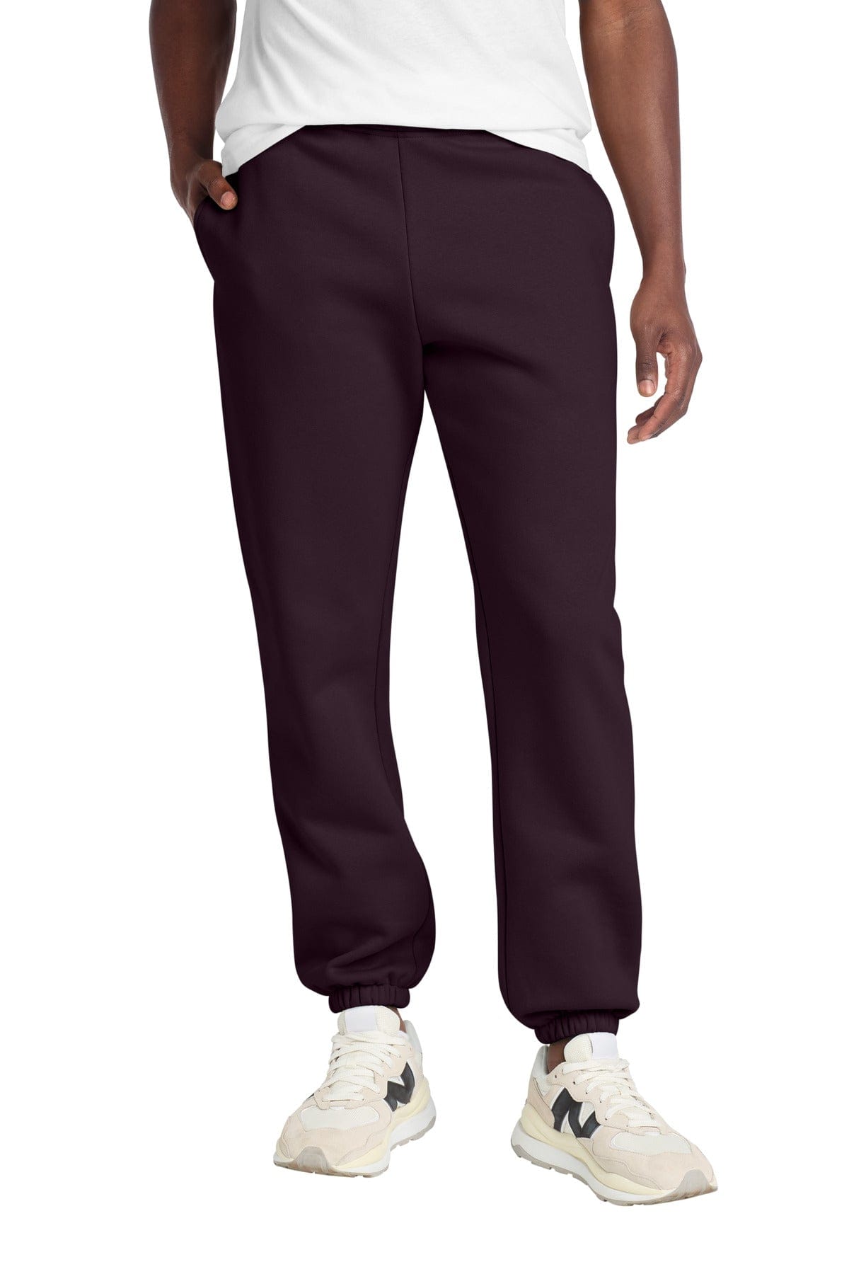 District DT6162 Heavyweight Fleece Sweatpant in Bordeaux