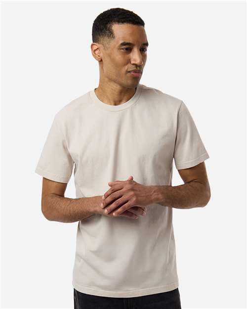 Independent Trading Co. PRM180PT Unisex Premium T-Shirt in 