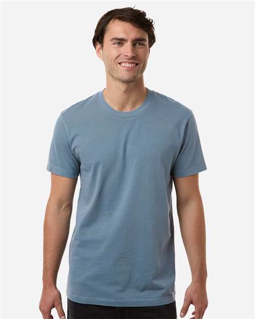 Independent Trading Co. PRM180PT Unisex Premium T-Shirt in 